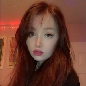 Meet your Posher, Leigh